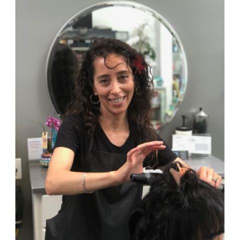 Photo of hair stylist